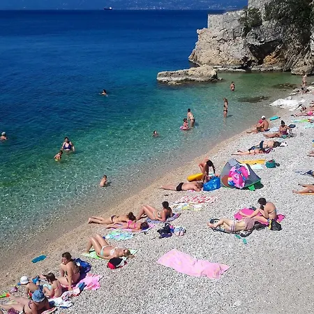 Appartamento With Parking Space Kostrena, Rijeka - 14285