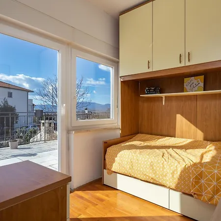With Parking Space Kostrena, Rijeka - 14285 شقة